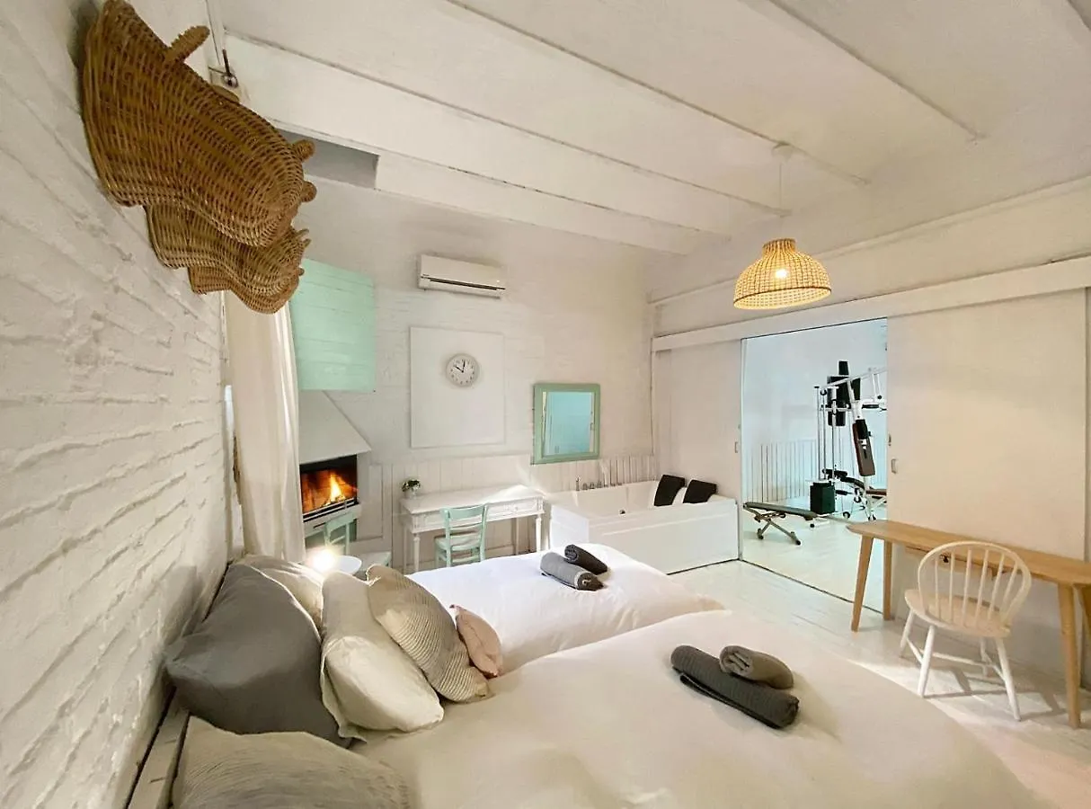 Holiday home Villa Quartz Barcelona Spain