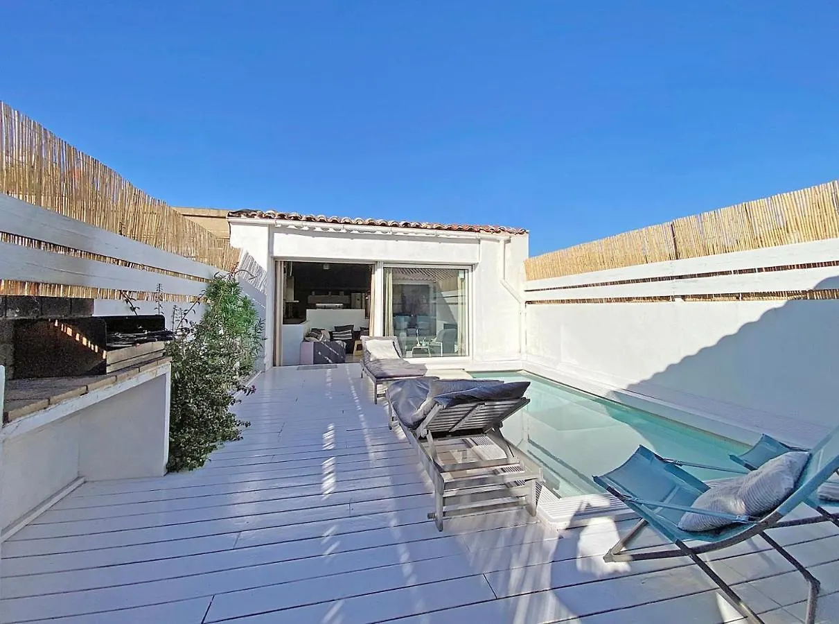 Villa Quartz Barcelona 0*,