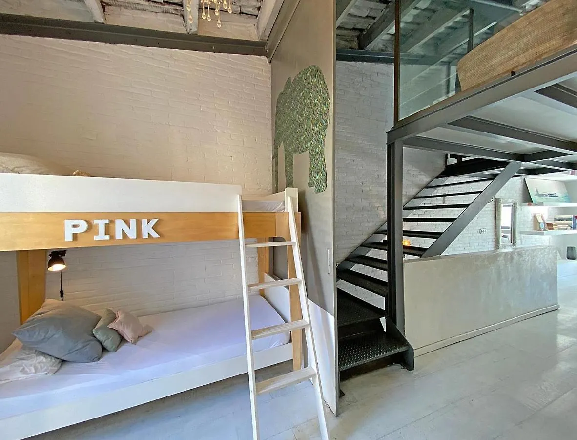 Villa Quartz Barcelona Spain