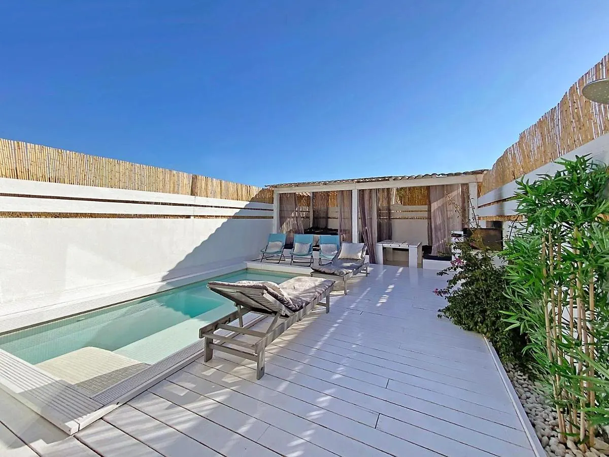Holiday home Villa Quartz Barcelona Spain
