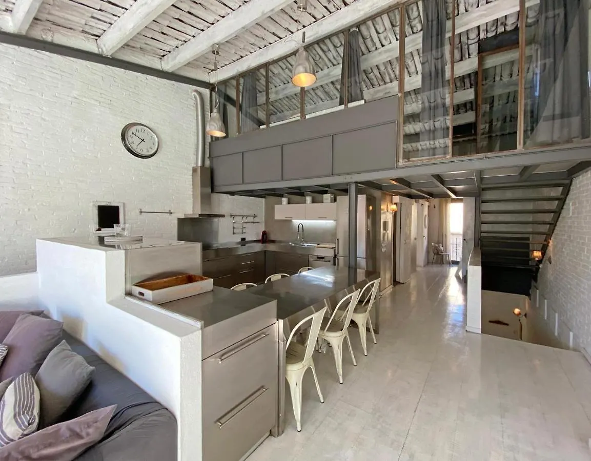 Villa Quartz Barcelona 0*,  Spain